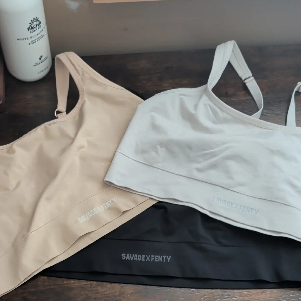 Savage X Fenty 3-Pack Seamless Bralettes - Nude, Off White, Black - Picture 1 of 4